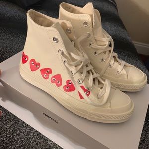 Comme Des Garçons Play Converse! ❤️